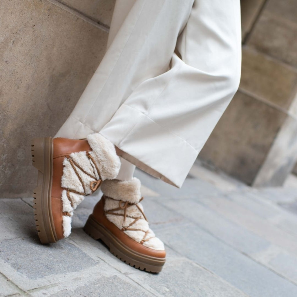 Leather snow shoes top