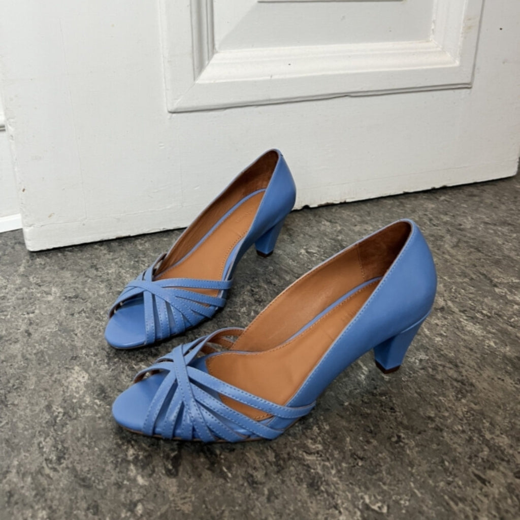 COPENHAGEN SHOES ALL I NEED LEATHER Stilettos 1202 ELECTRIC BLUE