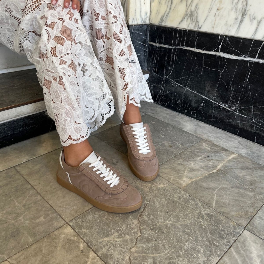 COPENHAGEN SHOES AS THE BREEZE Sneakers 00090 DARK BEIGE