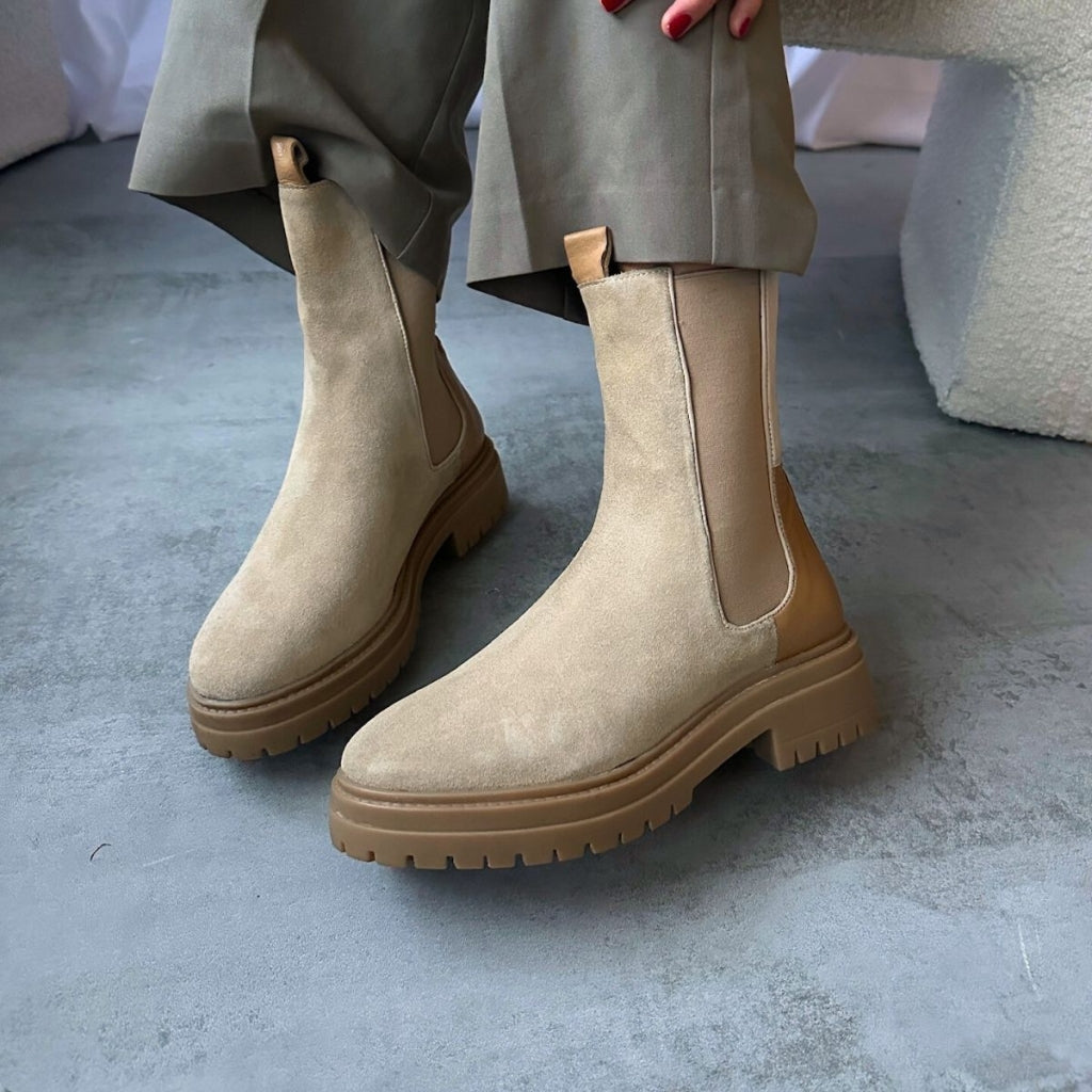 COPENHAGEN SHOES BEVERLY BOOT SUEDE Stiefel 282 SAND