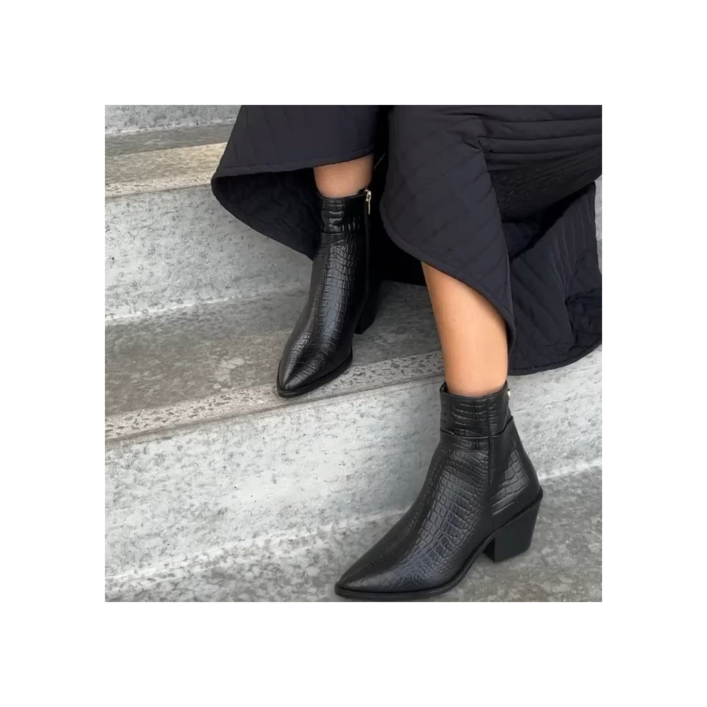 COPENHAGEN SHOES DIVIDED LOW Stiefel 0001 BLACK