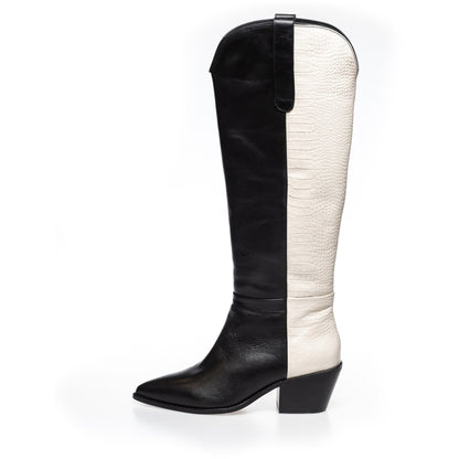 Copenhagen Shoes by Josefine Valentin DIVIDED MULTI Long boot 0094 BLACK/OFF WHITE