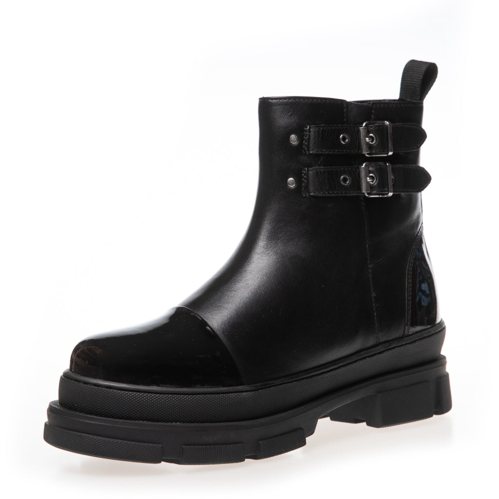 COPENHAGEN SHOES FOLLOW THE WAY Stiefel 038 Black patent