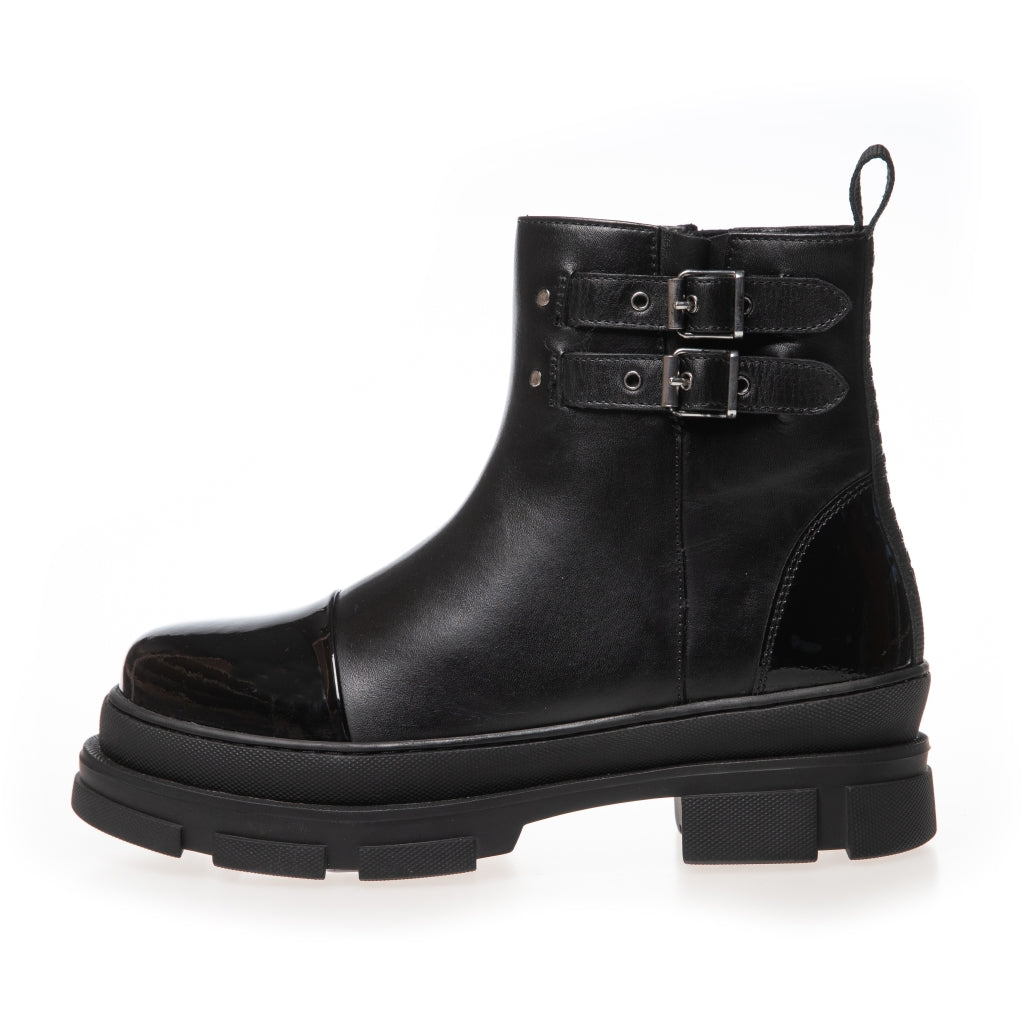 COPENHAGEN SHOES FOLLOW THE WAY Stiefel 038 Black patent