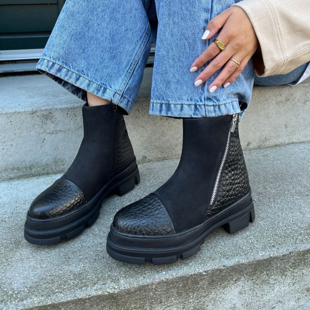 COPENHAGEN SHOES GOOD VIBES ONLY Stiefel 0001 BLACK