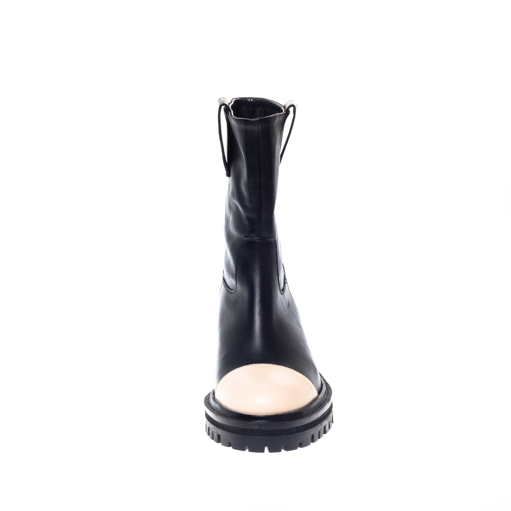 COPENHAGEN SHOES LET'S GO Copenhagenshoes by Josefine Valentin Stiefel 1623 BLACK WITH OFF WHITE TOE