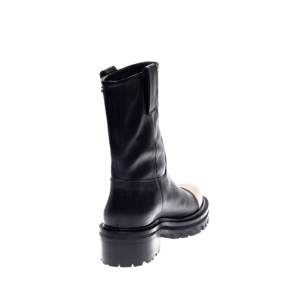 COPENHAGEN SHOES LET'S GO Copenhagenshoes by Josefine Valentin Stiefel 1623 BLACK WITH OFF WHITE TOE