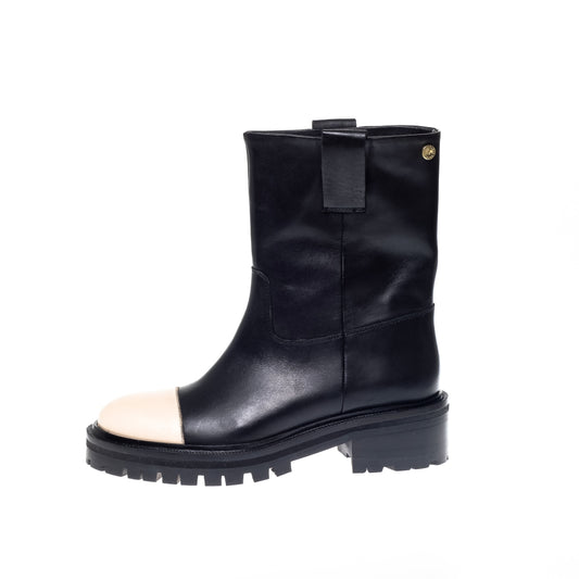 COPENHAGEN SHOES LET'S GO Copenhagenshoes by Josefine Valentin Stiefel 1623 BLACK WITH OFF WHITE TOE