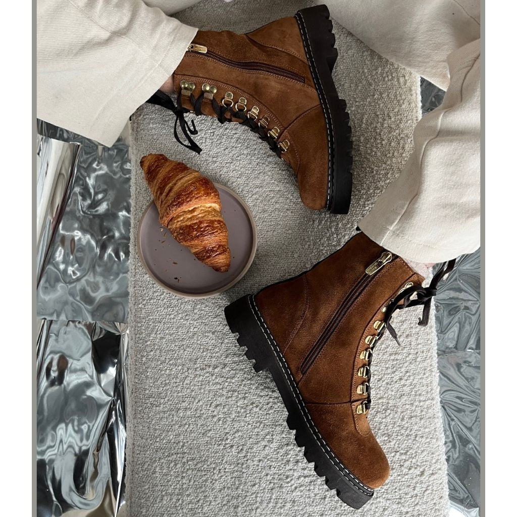 COPENHAGEN SHOES LIVING LIFE Stiefel 148 Cognac suede