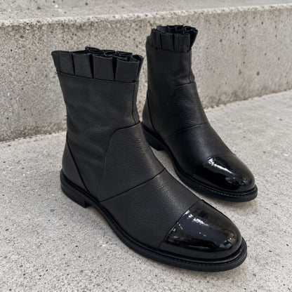 COPENHAGEN SHOES MARGARET Stiefel 00010 BLACK W/PATENT TOE
