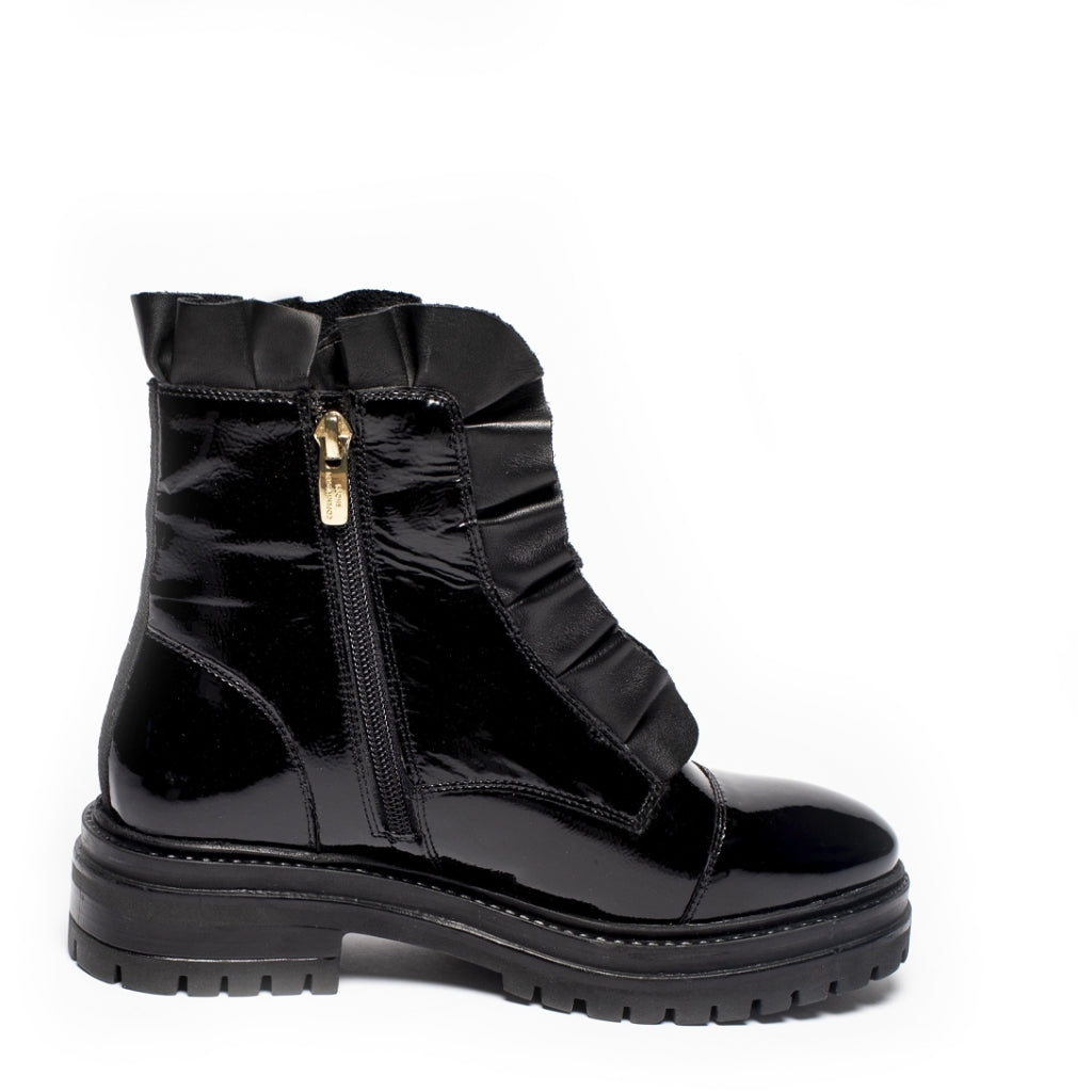 COPENHAGEN SHOES PRETTY ALL PATENT Copenhagenshoes by Josefine Valentin Stiefel 038 Black patent