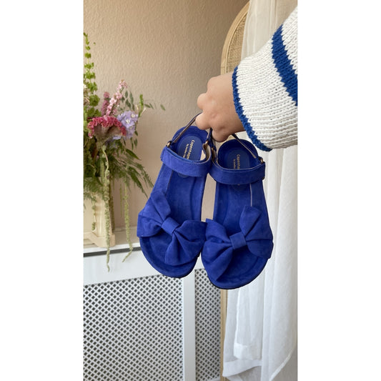 Copenhagen Shoes by Josefine Valentin SKY AND DIAMONDS 23 SUEDE Sandalen 1202 ELECTRIC BLUE