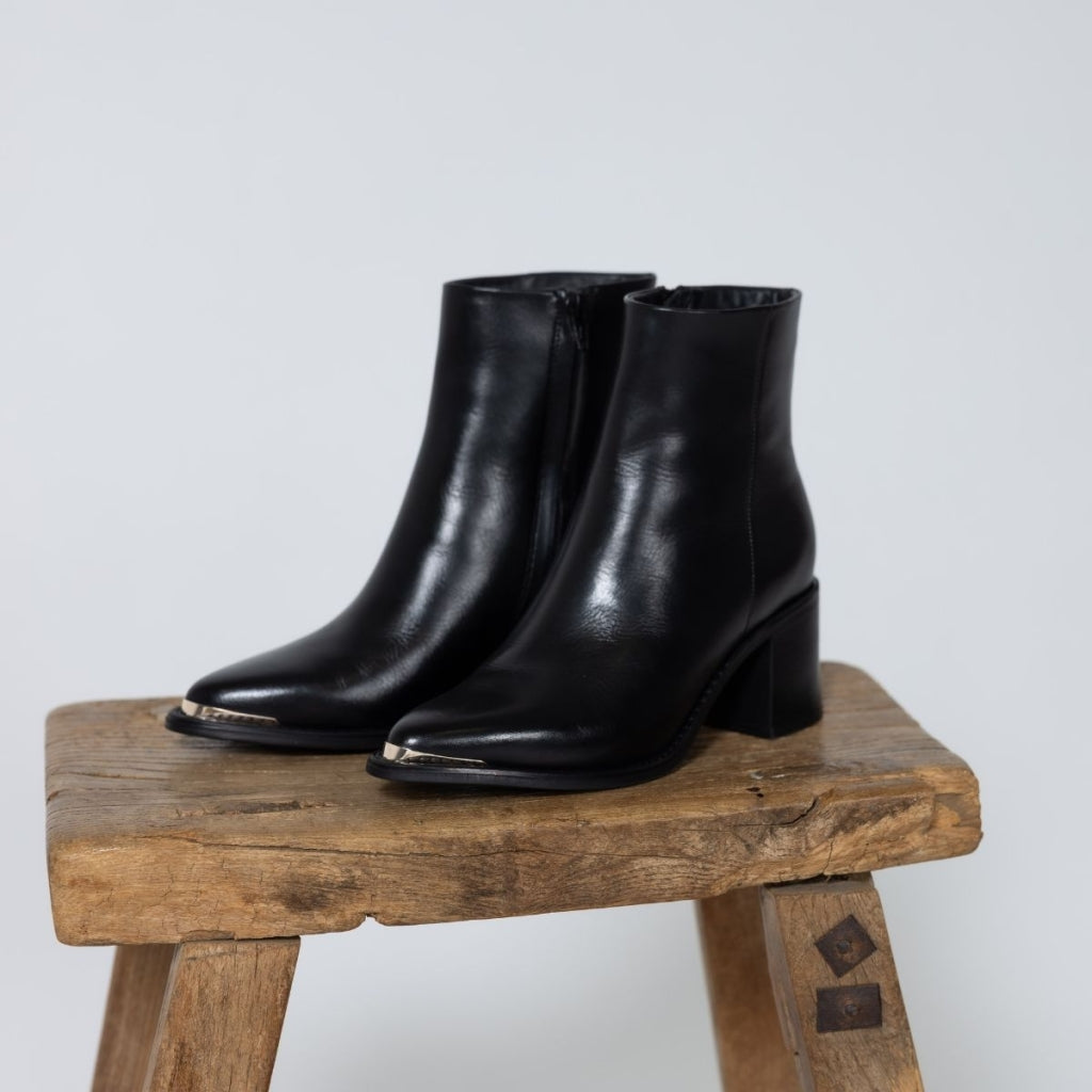 COPENHAGEN SHOES THE EMELY BOOT Stiefel 0001 BLACK