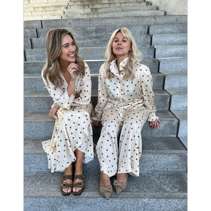 STORIES FROM THE ATELIER by COPENHAGENSHOES THE VIEW SHIRT SHIRT 0012 OFF WHITE/BROWN