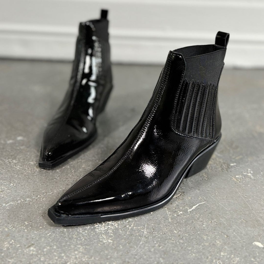 COPENHAGEN SHOES THE WALKING BOOT PATENT Stiefel 0011 BLACK PATENT