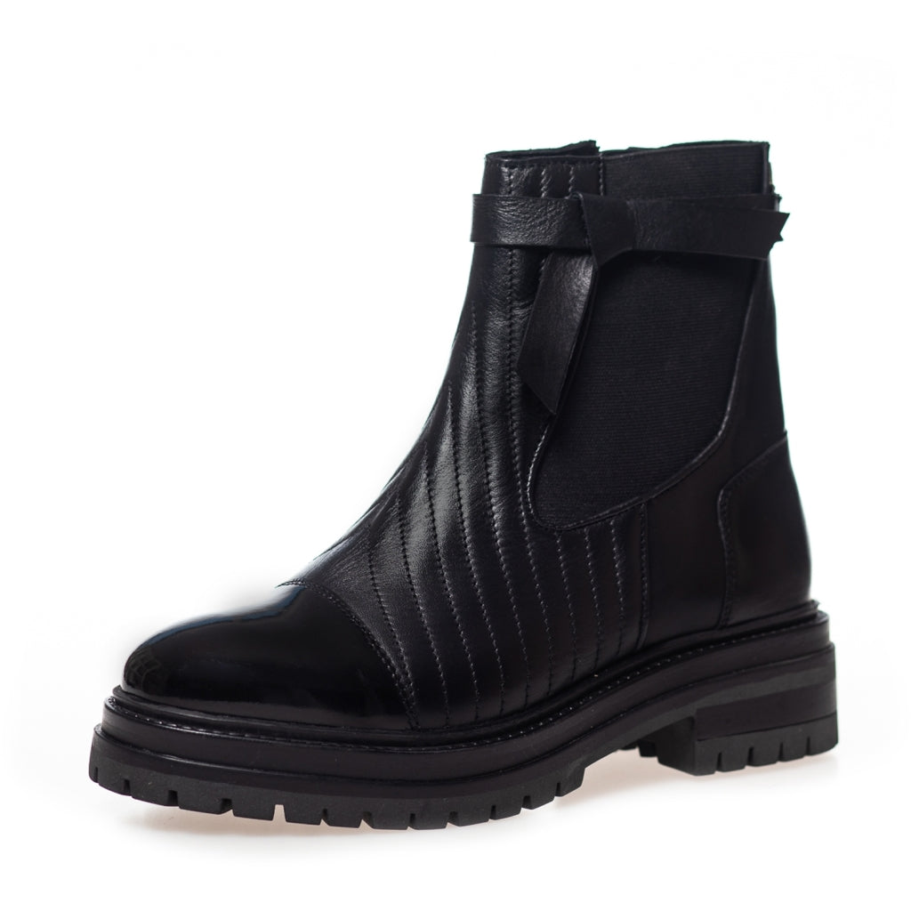 COPENHAGEN SHOES WHEN AUTUMN COMES Stiefel 0011 BLACK PATENT