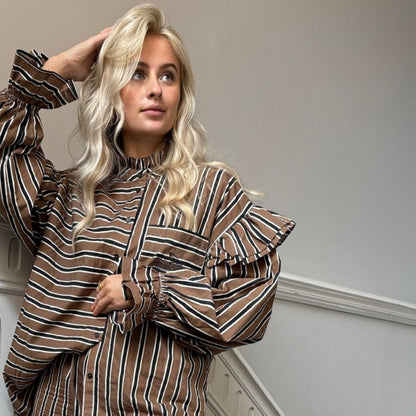 STORIES FROM THE ATELIER by COPENHAGENSHOES WHEN YOU LISTEN TOP SHIRT 0895 COFFEE STRIPE