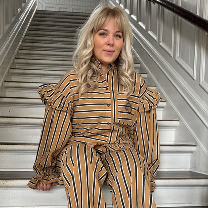 STORIES FROM THE ATELIER by COPENHAGENSHOES WHEN YOU LISTEN TOP SHIRT 0896 GOLDEN STRIPES