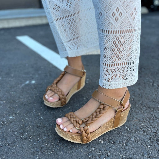 COPENHAGEN SHOES WOVEN LADY Keilsandalen 0241 COGNAC