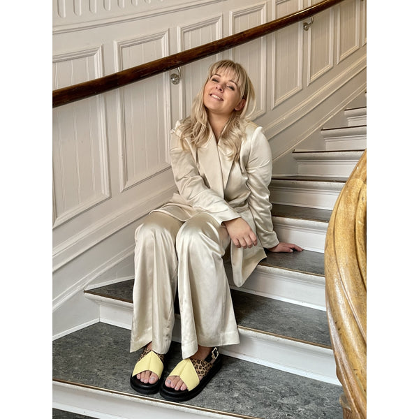 COPENHAGEN SHOES NEW STRONGER MULTI 23 Sandal 427 PALE BANANA/LEO